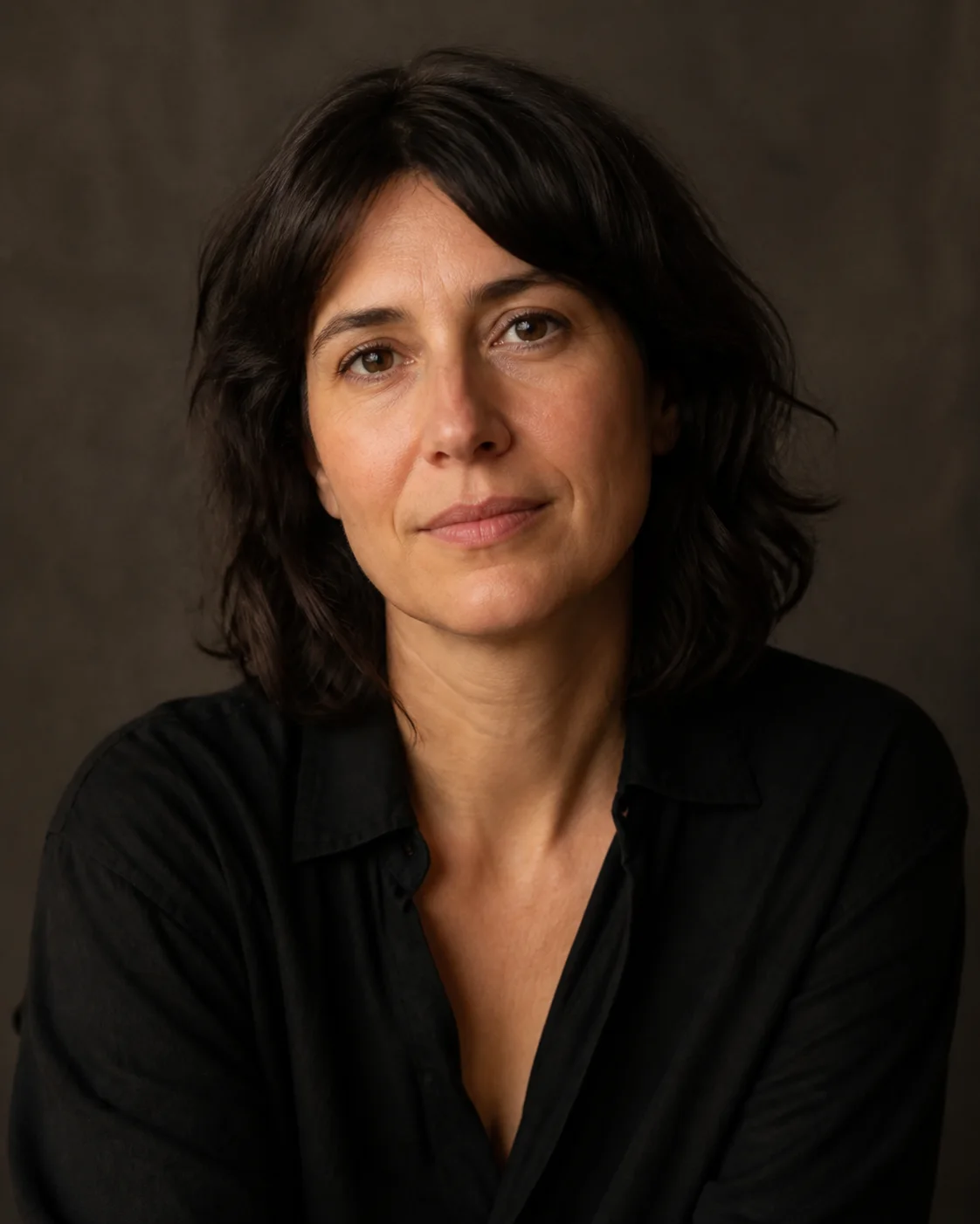 Retrato ilustrativo de la autora ficticia Clara Bernal